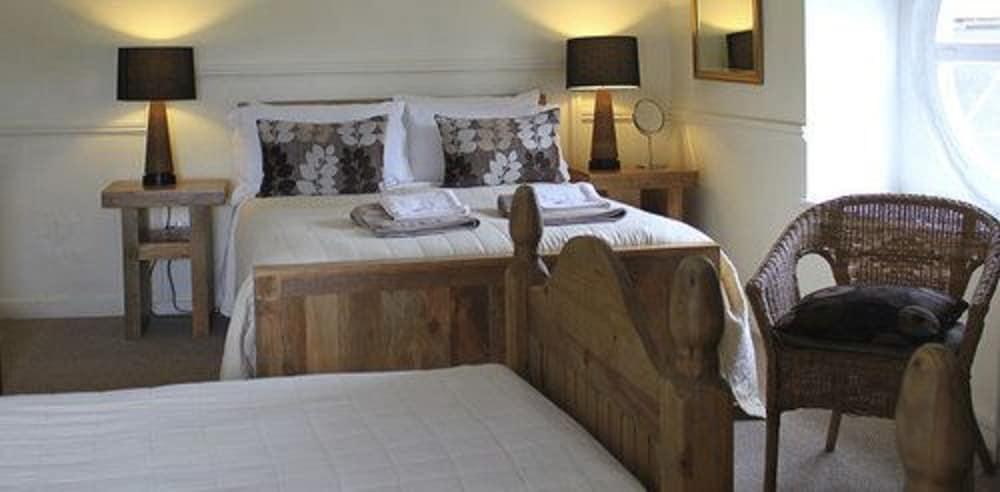 Bed and Breakfast The Coach House à Winterbourne Extérieur photo