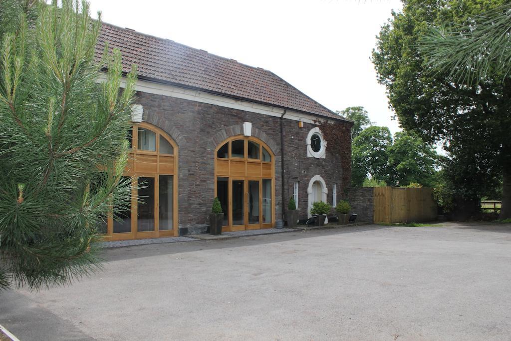 Bed and Breakfast The Coach House à Winterbourne Extérieur photo